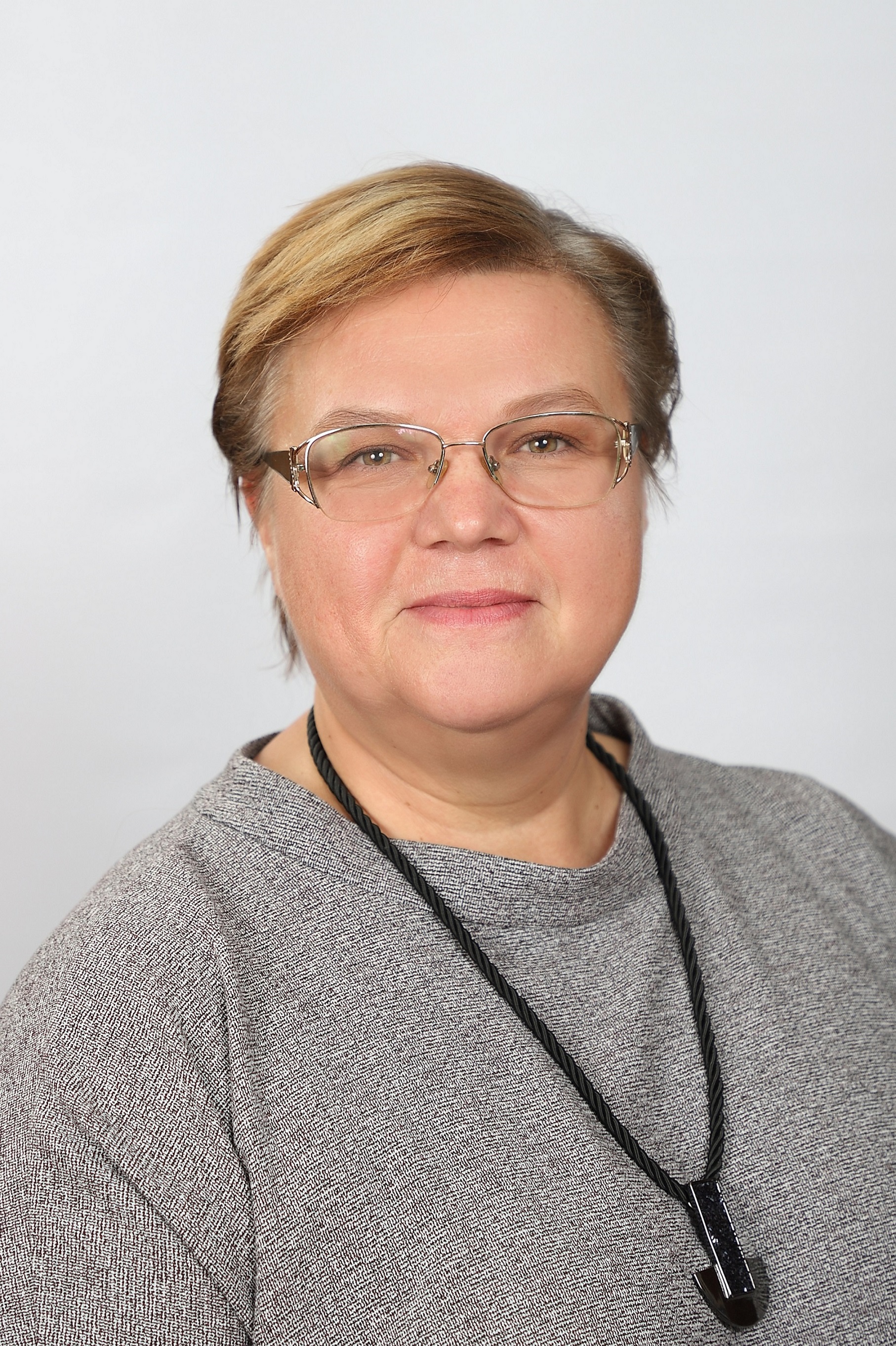 Тихонова Елена Александровна.